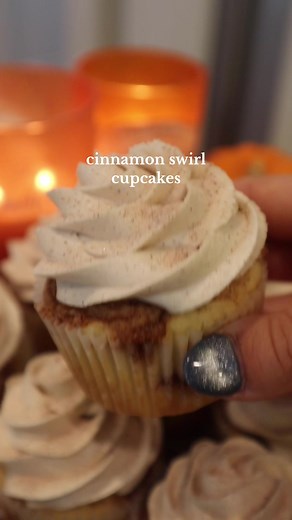 🤎cinnamon swirl cupcakes 🤎 *makes 12 cupcakes Ingredients for the cupcakes: - 2 cups cake flour - 1 3/4 tsp baking powder - 1/2 cup granulated sugar (add 1 cup if you prefer a sweeter taste) - 2 eggs - 1/2 cup melted butter (unsalted) - 2 tsp vanilla extract - 3/4 cup milk - Pinch of salt Ingredients for the cinnamon swirl: - 2 Tbsp melted butter - 1 tsp ground cinnamon - 1/3 cup brown sugar Ingredients for the frosting: - 1/2 cup unsalted butter, at room temp - 1 1/2 cups powdered sugar - 1 t