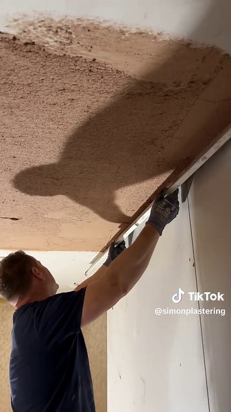 Levelling with Bonding Plastering Techniques