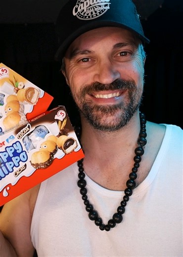 Experimentando o Kinder de Novo: ASMR Delicioso