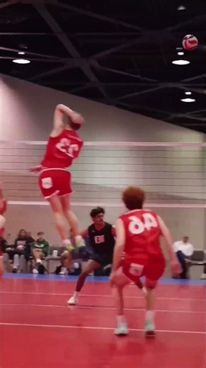Why Knee Support Matters in High-Level Volleyball Movement#avc #volleyball #kneepain #kneesupport