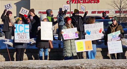 Video shows large turnout for anti-ICE protest in Wausau area - Wausau Pilot & Review