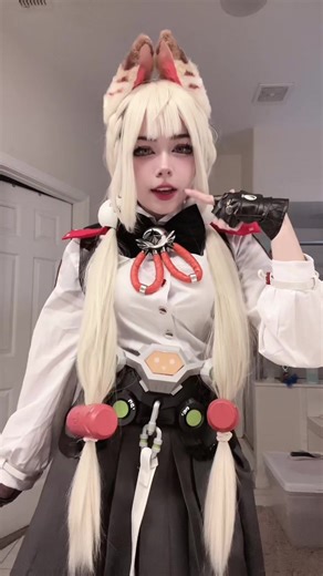 the real alice thymefield #zenlesszonezero #zzzcosplay #zenlesszonezerocosplay #alicethymefieldcosplay #blowthisup