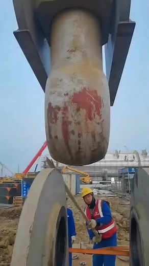 1.7M views · 10K reactions | When setting up a crawler crane this large - it takes all hands on deck. Every detail matters, from ground prep to final checks, to ensure safe and efficient lifts.  machines.in.action | Associated Wire Rope Fabricators, INC | Facebook