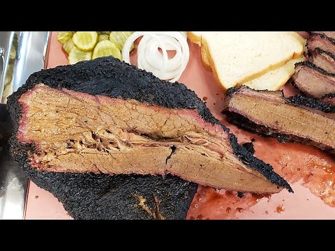 How to Cook BRISKET in the OVEN, Texas Style