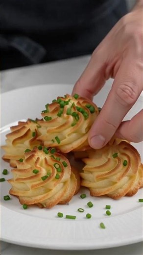 🥔 Crispy Duchess Potatoes #ViralRecipes #Recipe #Foodie #Yummy #PotatoRecipe #EasyRecipes
