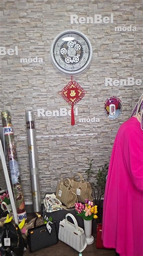 Renbel moda live on Reels