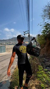 76K views · 3.6K reactions | ACAPULCO TE QUIERO LIMPIO… No es mi basura, pero es mi puerto. #acapulco @fansdestacados | El Azteca | Facebook