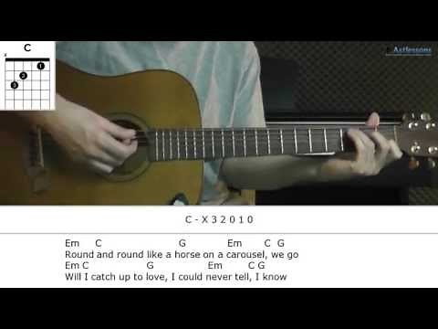 How to play Carousel with Melanie Martinez (Guitar lesson)