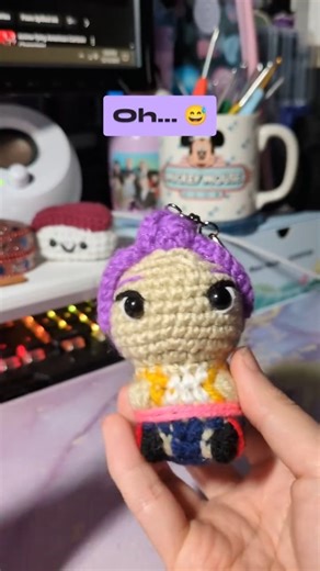 MicahMarketPlace | Crochet Pattern Tester on Instagram: "💞 Mini Rumi💞 "Rumi's voice is AMAZING!" 🤩 "IT BRINGS US TO TEARS 😭" Idk how to braid my own hair, but I can do it when it's crochet hair? 🤔 It's more tedious to crochet Rumi's hair this way, but I like this look more so than braided strands of yarn 🧶 I will have ONLY 10 of these at our KDH Holiday Market event THIS weekend! Check my pinned post for more info! 💜 If you'd like to gift a Mini Rumi to that special someone this holiday s