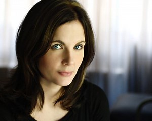 ABOUT TOWN: Stoughton's Lori McKenna Releasing New Album, "Massachusetts"