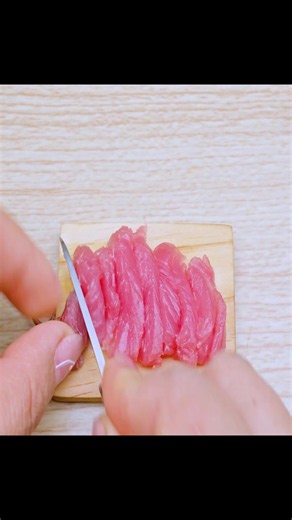 Miniature Cooking: Tiny Food Creations