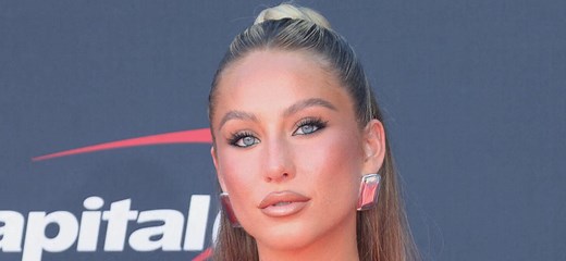 Alix Earle Stuns In Knit Bikini For Sports Illustrated Swimsuit 2025