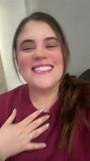 Necesitaba hacer este trend a pesar de que estoy mega enfermaaa jajajaja 💍🤍✨ #husband #raye #trend #fyp #diamondring