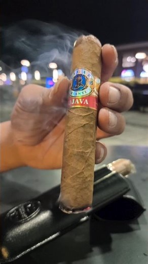 Cigar Handmade From Temanggung, Central Java #cerutu #cigars #cigarlovers #tobacco