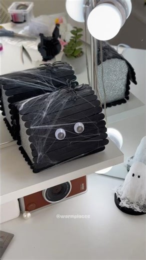 DIY Halloween Box 🎃 Made with popsicle sticks 🖤👻