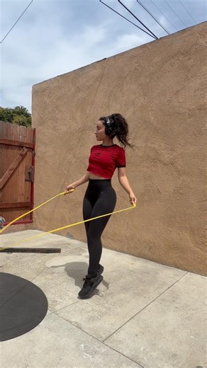 Do, do, do, do, do, do, do, do, do #jumprope #boxing #fitness