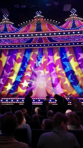 GOLDILOCKS AND THE THREE BEARS PANTOMIME