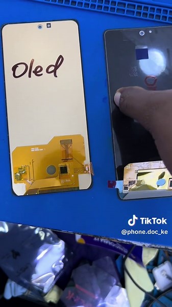 Samsung S20Fe Screen Replacement 0705788323 #samsung #s20fe #s20fescreen #samsungs20fe #phonerepair #mobilerepair #screenrepair #phonedocke #foryoupage❤️❤️ #fyp #nairobitiktokers🇰🇪 #trendingvideo #viralvideos