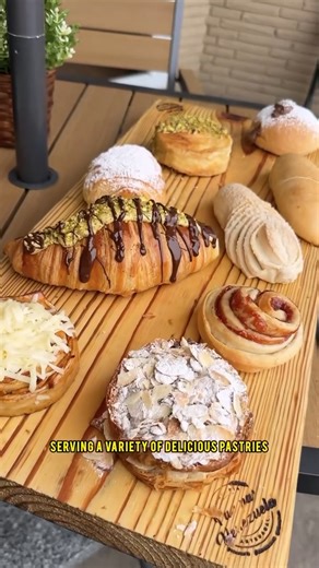 8.6K views · 111 reactions | Score scratch-made baked goods, pastries, and more at this vibrant Venezuelan bakery縷 #mysecrethouston @thehoustonfoodie . . . . . #houston #htx #ht#htowneats | Secret Houston | Facebook