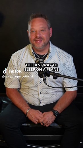 How to Sleep Comfortably on a Plane: Practical Tips