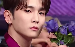 《惊六》中KEY一听到音乐就跳舞真的好拽！《Next Level + Everybody + ASAP》舞台的百万直拍！