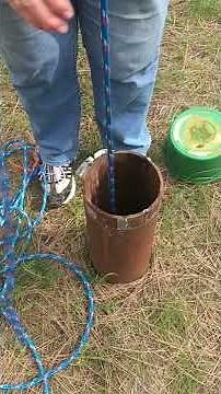 How the well bucket works