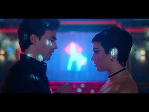 Elite Season 4 Kissing Scenes — Samu and Ari Itzan Escamilla and Carla Diaz