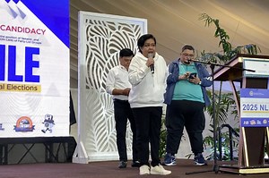 'Para lang po makatulong': Nora Aunor seeks House seat under new party-list | ABS-CBN News