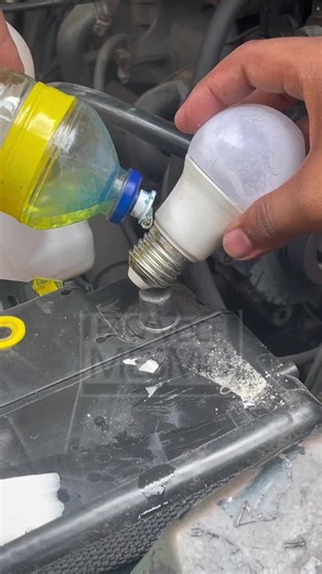 Smart Ways to Reuse Old Bulbs for Battery Issues