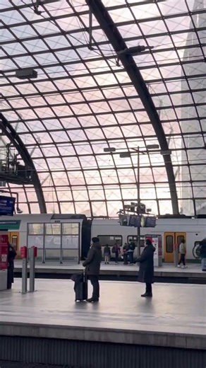 Berlin main train station 🚉 #berlin #bahnhof #db #deutschland #germany