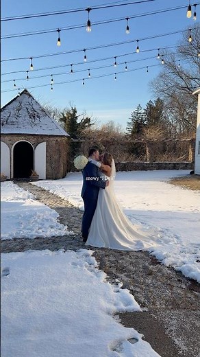 Say it louder: Winter Weddings #winterwedding #snowyidos
