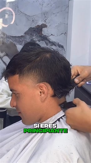 MOHICANO BARBERÍA on Instagram: "Técnica rápida, Cuadros 💈 @mohicano_studio 📲Agenda aquí : 3163718375-3165444750 📍Calle 15 # 33-33 San Ignacio, Pasto Nariño . . . #tutorial #barberia #pasoapaso #virals"