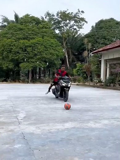 The real shaolin soccer 😂 #football #funny #meme