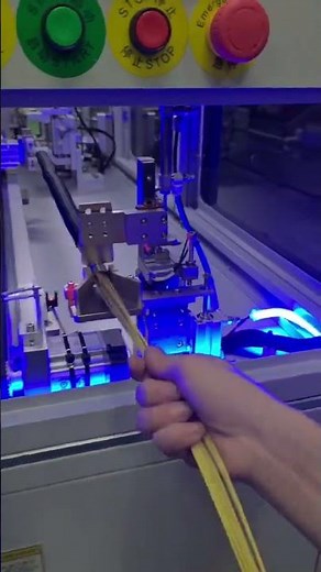 Automatic Wire Harness Expandable Braided Sleeving Inserting Machine