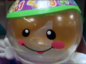 kid toys Fisher Price Laugh and Learn Count and Color Gumball