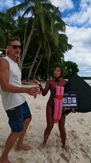 Freediver girl explains how to use a NOODLE (for breathe-up)