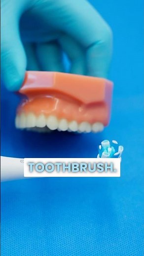 How To Use A Manual vs An Electric Toothbrush