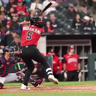 村上宗隆が第11号ホームラン！https://t.co/8n55RC3XfL【日本選手:1年目本塁打】1位：大谷翔平 22HR（104試合）2位：城島健司 18HR（144試合）3位：松井秀喜 16HR（163試合）4位：井口資仁 15HR（135試合）4位：吉田正尚 15HR（140試合）6位：鈴木誠也 14HR（111試合）7位：村上宗隆 11HR 🆕※26試合8位：新庄剛志 10HR（123試合）8位：福留孝介 10HR（150試合）8位：青木宣親 10HR（151試合）11位：イチロー 8HR（157試合）11位：筒香嘉智 8HR（51試合）短縮シーズン13位：松井稼頭央 7HR（114試合）13位：岩村明憲 7HR（123試合）
