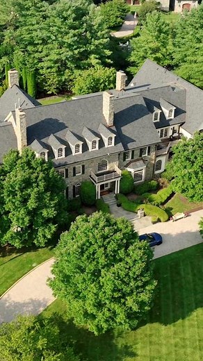Something about this place is just magic🪄 Listed for $8,995,000 in Potomac, Maryland. #dreamhome #classichomes #homedesign #luxuryrealestate