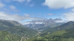 1K views · 18 reactions | ¡El Parque Nacional de Picos de Europa es una maravilla de la naturaleza! ¿Conoces la parte leonesa? https://www.turismocastillayleon.com/es/naturaleza/parque-nacional-picos-europa?isprediction=1 | Castilla y León es Vida | Facebook