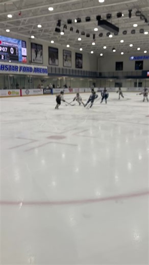 Incredible Nasty Goal by Ellis Burris in Minnesota Hockey