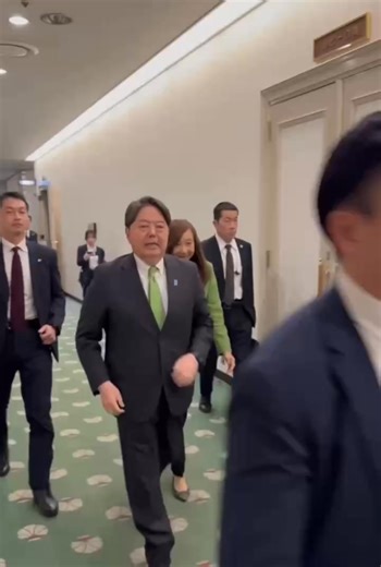 林芳正 | 『第51回衆議院議員選挙の御礼』 山口3区にて当選確実となりました❗️ 地元の皆様の力強いご支援、そして全国での仲間の候補への温かい応援に、心より感謝申し上げます。 皆様の思いを胸に、国政の場で必ず結果を出してまいります。 引き続きのご指導、何卒よろしくお願い申し上げます。 | Instagram