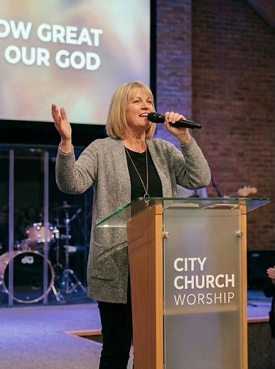 When I Am Weak, God Is Strong 💪✨ | Spirit-Filled Worship Song