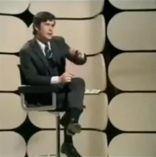 259K views · 5.1K reactions | DAVE ALLEN talking about Australia  .... #Australia #tvshow #comedy #trendingvideo #funny | UP SHE FLEW and the cock flattened her | Facebook