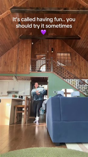 Improve is some of the best dancing for your soul and energy release and movement #whocares #justdance #improve #havingfun #fry