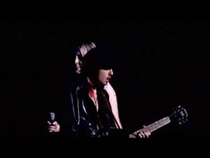 Anouk - Nobody's Wife (Live At Gelredome, Netherlands - March 2008)