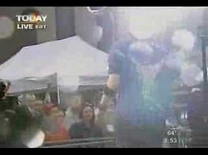 Rob Thomas - This Is How A Heart Breaks (Today Show - live)