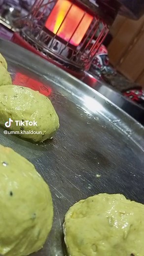 Making Traditional Flatbread: A Step-by-Step Guide