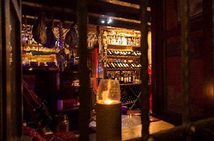 Where is the Best Nightlife in Hvar? Wine Bar 3 Prsuta, Perhaps? - Total Croatia