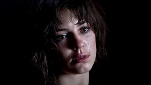 Alien Girl - Apple TV